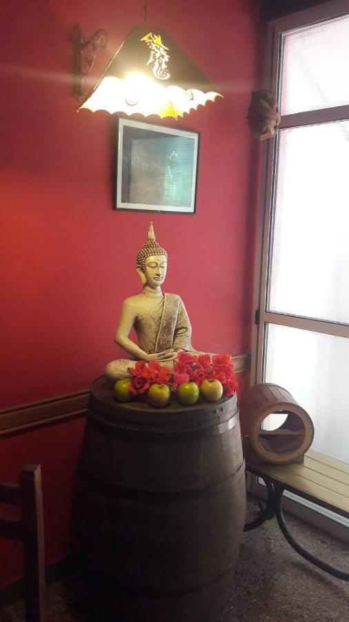 Hostel Kumi 卡皮亚德尔德尔蒙特 外观 照片